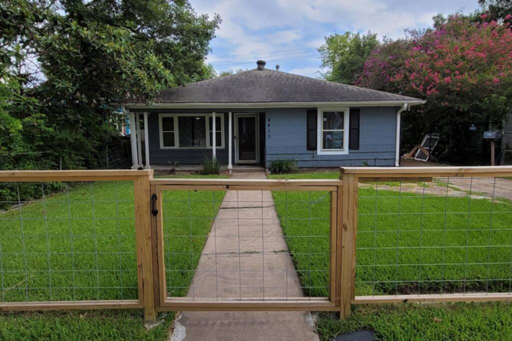 The Harby Street House - Close To U Of H, Stadiums, Downtown, Med Center Houston Exteriér fotografie